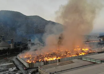 Söke Kağıt Fabrikası yangınında umutlar tükeniyor