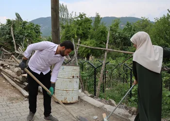 Adana’da atandığı köyü güzelleştirdi