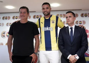 Fenerbahçe, Youssef En-Nesyri ile 5 yıllık sözleşme imzaladı