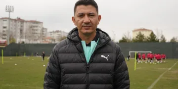 Teknik Direktör Fırat Gül, Kastamonuspor ile yollarını ayırdı