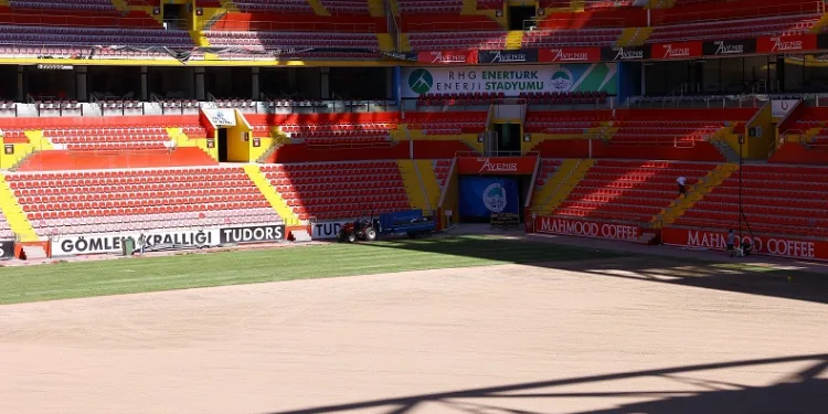 Kayserispor stadı yeni sezona hazırlanıyor