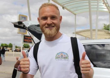 Sivasspor’un yeni transferi Alex Pritchard, Sivas’a geldi