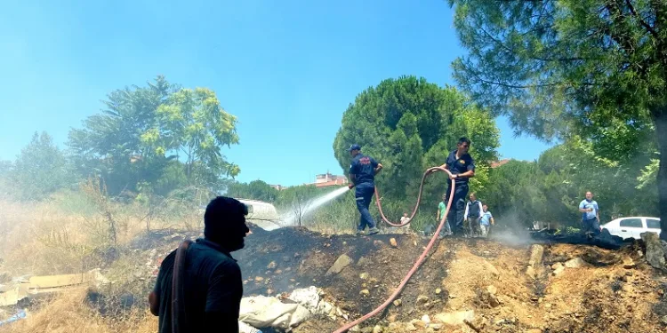 Menteşe’de yangın, ekiplerin zamanında müdahalesi ile söndürüldü