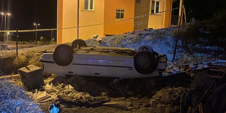Şarampole yuvarlanan otomobilin sürücüsü alkollü çıktı
