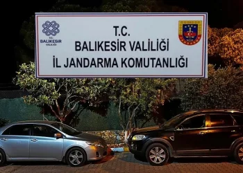 Jandarmadan Balıkesir’de göçmen kaçakçılığı operasyonu