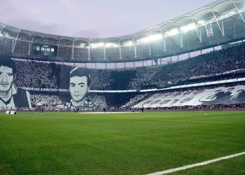 Beşiktaş’ta 2024-2025 sezonu kombine fiyatları açıklandı