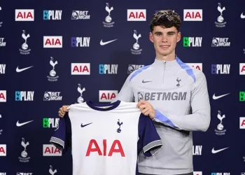Tottenham, Archie Gray’i renklerine bağladı