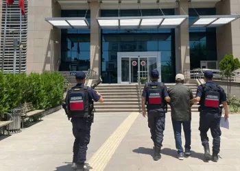 15 Yıl 10 ay kesinleşmiş hapis cezası bulunan şahıs yakalandı
