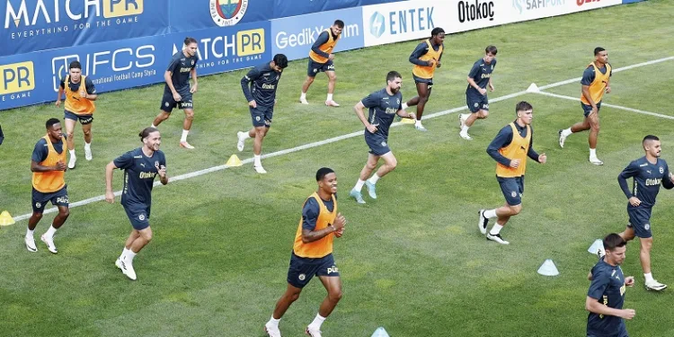 Fenerbahçe’de Avusturya kampı başladı