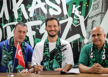Kocaelispor, Oğulcan Çağlayan ile sözleşme imzaladı