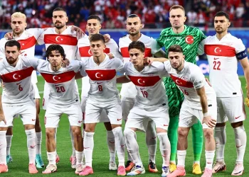 Milliler çeyrek finalde Hollanda ile karşılaşacak