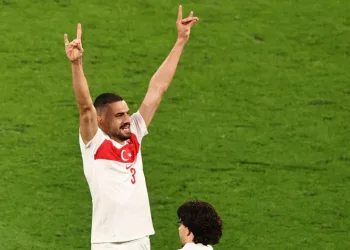 Dışişleri Bakanlığı’ndan milli futbolcu Merih Demiral’a açılan soruşturmaya kınama