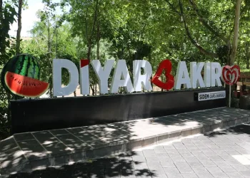 Diyarbakır’da termometreler 45 dereceyi gösterdi