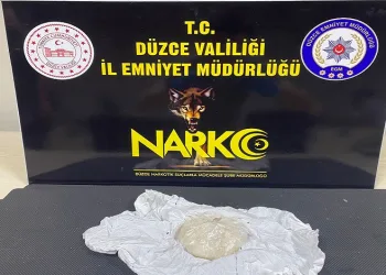 Aracında 54 gram uyuşturucu ile yakalandı
