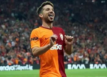 Galatasaray, Mertens’in sözleşmesini uzattı