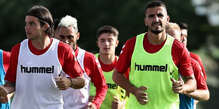 Sivasspor günü çift idmanla tamamladı