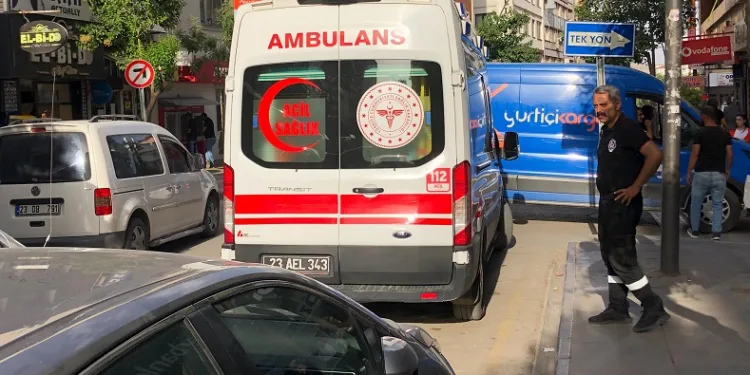 Elazığ’da iki grup arasında kavga:3 yaralı