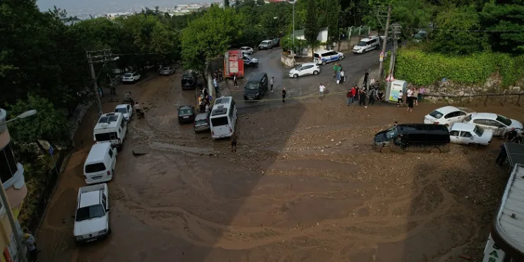 Bursa’da selin bilançosu havadan görüntülendi