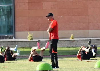 Burak Yılmaz: “Transfer tahtamız kapalı diye bırakıp, gitmeyeceğiz”