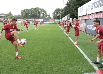 Galatasaray günü çift antrenmanla tamamladı
