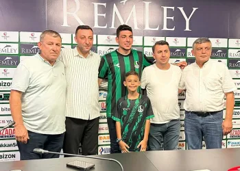 Salih Dursun Sakaryaspor’da