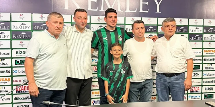 Salih Dursun Sakaryaspor’da
