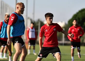 Sivasspor çift kale maç yaptı