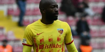 Stephane Bahoken 1 yıl daha Kayserispor’da