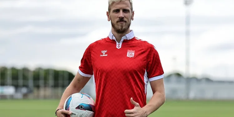 Uros Radakovic resmen Sivasspor’da