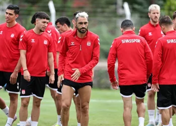 Sivasspor günü tek idmanla geçti