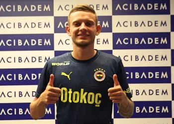 Szymanski ve Livakovic, sağlık kontrolünden geçti