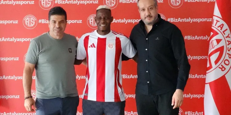 Moussa Djenepo, Antalyaspor’da
