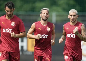 Galatasaray hazırlıklarını sürdürdü