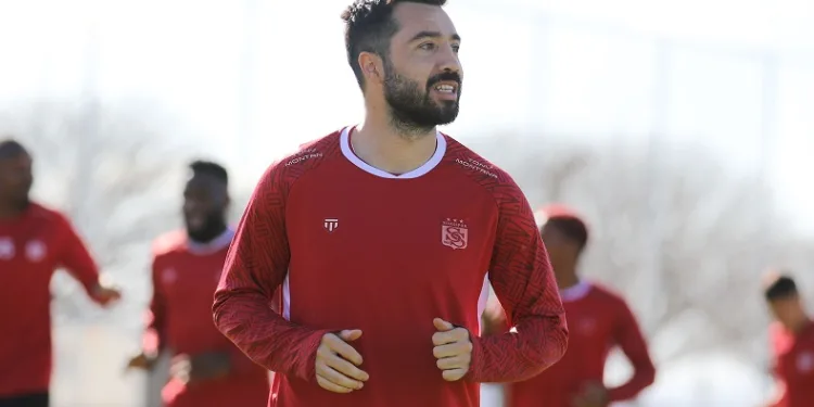 İbrahim Akdağ Sivasspor’dan ayrıldı!
