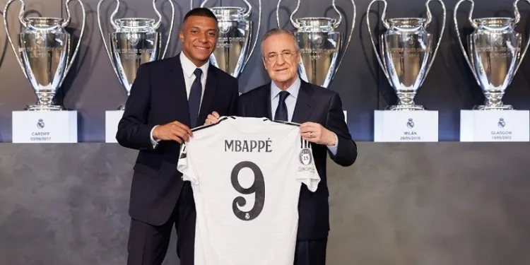 Real Madrid, Mbappe’yi 5 yıllığına kadrosuna kattı