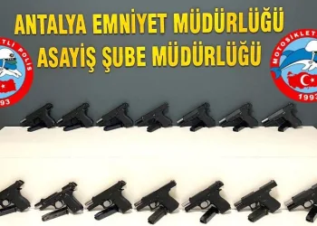 Antalya’da ruhsatsız silah satışına polis engeli