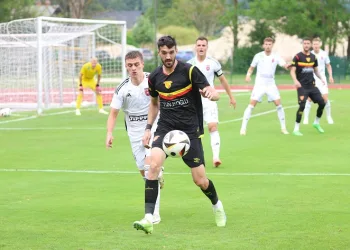 Göztepe, ikinci hazırlık maçında berabere kaldı