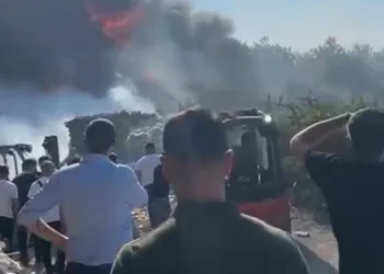 Bursa’da market deposunda korkutan yangın