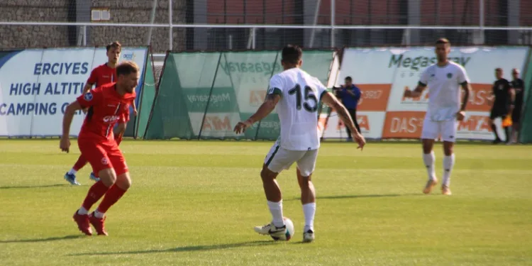 Konyaspor hazırlık maçında Almere City’yi mağlup etti