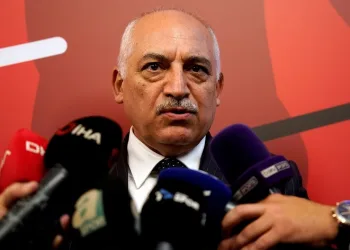 Mehmet Büyükekşi’den veda mesajı