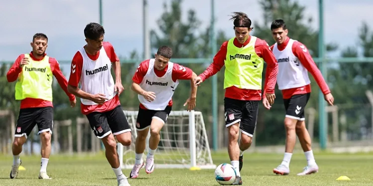 Sivasspor çift kale maç yaptı
