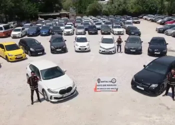 Antalya’da ‘change’ araç operasyonu