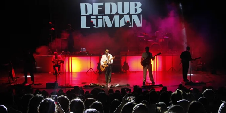 Bursa festivalinde ‘Dedublüman’ rüzgarı