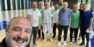Cumhurbaşkanı Erdoğan basketbol oynadı