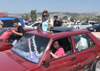 Modifiye tutkunları fuar alanında buluştu