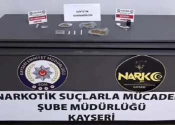 Uyuşturucu tacirleri yakalandı