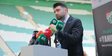 “Bursaspor’un hakkını kimseye yedirmeyiz”