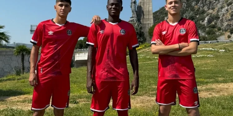 Manisa FK’dan milli mücadele forması