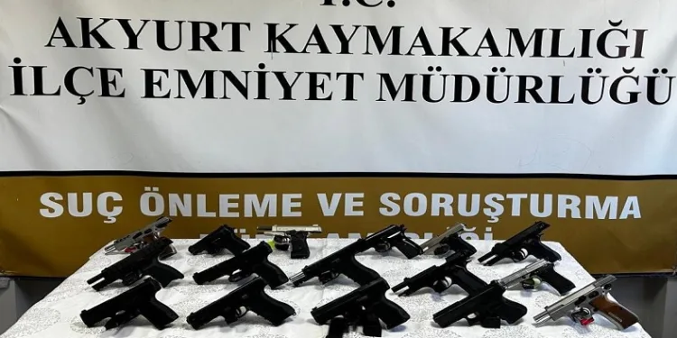 Yorgun merminin isabet ettiği 10 yaşındaki çocuğun tedavisi devam ediyor