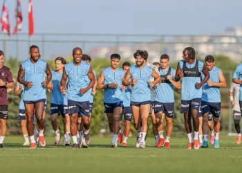 Abdullah Avcı, Ruzomberok maçının ilk 11’nin şekillendiriyor
